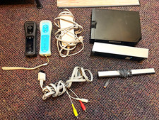 Nintendo Wii Console Bundle with 2 Controllers & Accessories EVERYTHING WORKS!!!