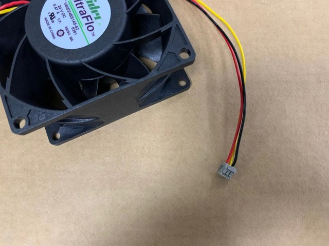 Ventola Di Raffreddamento Server UltreFlo V80E24BS1A5-52 - 24V 0.47A, 8cm, 3 Fili, Alta Qualità - Foto 9