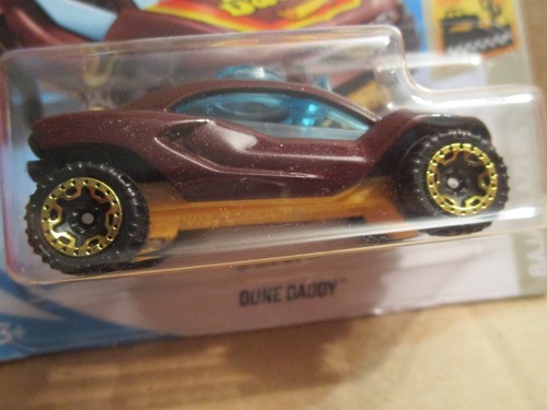 HOT WHEELS 2019 090/250 DUNE DADDY NEW ON CARD - Picture 2 of 2