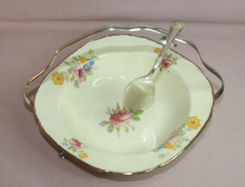 VTG. DECORATIVE ALFRED MEAKIN BONBON W/BOWL YEAMAN SILVER PLATED FOOTED STAND  - Bild 1 von 9