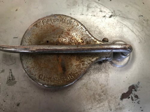 Ducati Fuel Tank Gas Tank w/ Petcocks / Fuel Valves Used (U89) - Picture 4 of 12