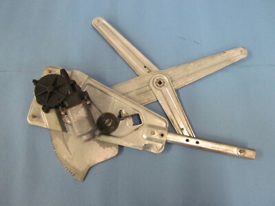 Renault Twingo 1 C06 Fensterheber elektrisch Gestänge Motor rechts vorn Bj 01-
