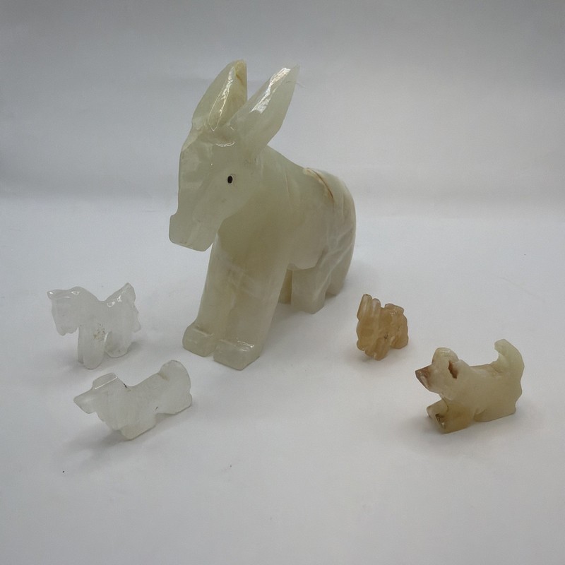 Vintage Handcrafted POLISHED ONYX STONE DONKEY & Dogs FIGURE Figurine 4.5”x5” 