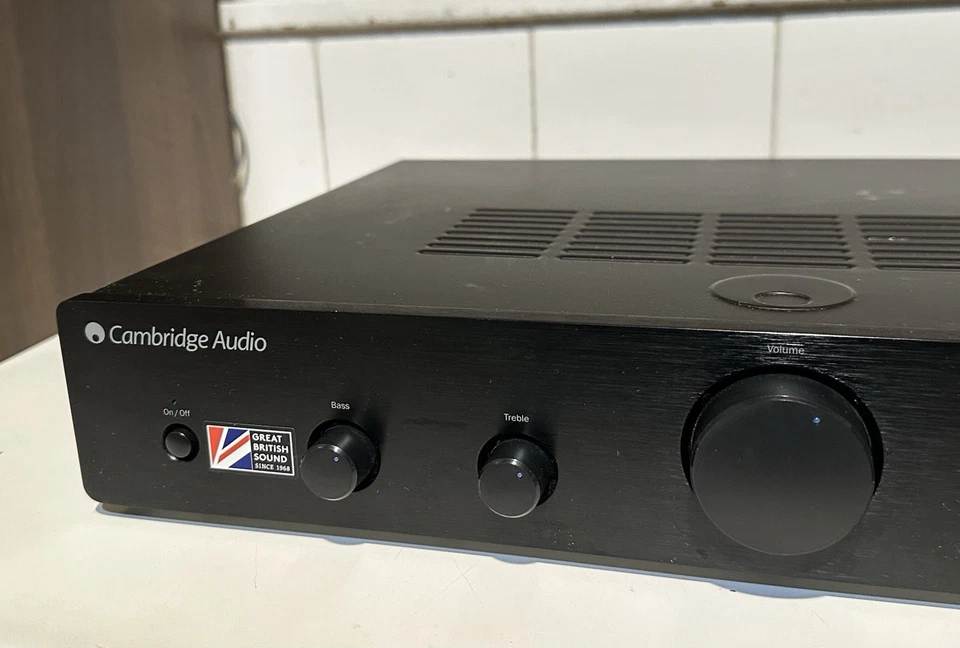 Amplificador integrado Cambridge Audio - TOPAZ AM5 Foto 4 de 4