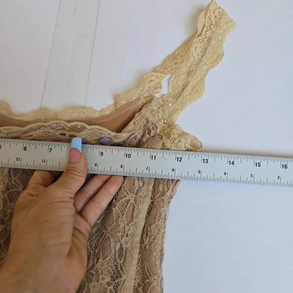 UNIF Corsé de Encaje Camiseta sin Mangas Estilo Lencería Beige Estilo Blusa S Foto 3 de 4