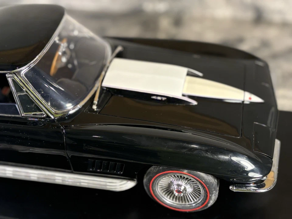 RARE Franklin Mint 1967 Corvette L88 Connoisseur's Series 1:12 Scale #269 of 427 - Image 4 of 4