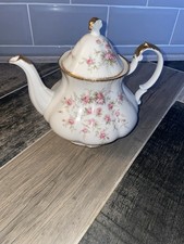 PARAGON ROYAL ALBERT VICTORIANA ROSE TEIERA TEIERA EX'LNT COND.  2+ PINTE