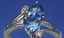 925 Sterling Silver Ring Blue Heart Gemstones w/ Clear Accent Stones Split Shank