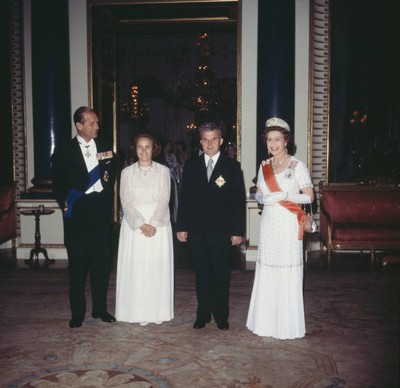 Queen Elizabeth II Prince Philip Duke of Edinburgh pose with Roman - Old Photo