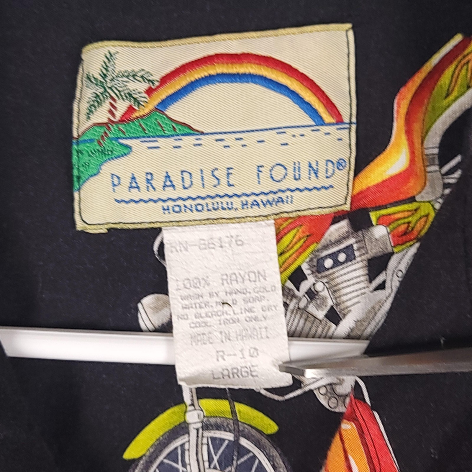 Paradise Found Shirt Mens Large Black Motorcycle Hawaiian Rayon Button Up Hawaii