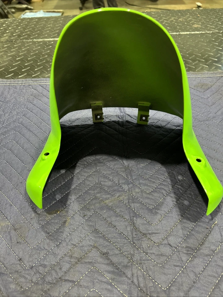 94-97 Kawasaki Zx9r Aftermarket Front Fender With Rear Mud Guard - Image 2 of 4