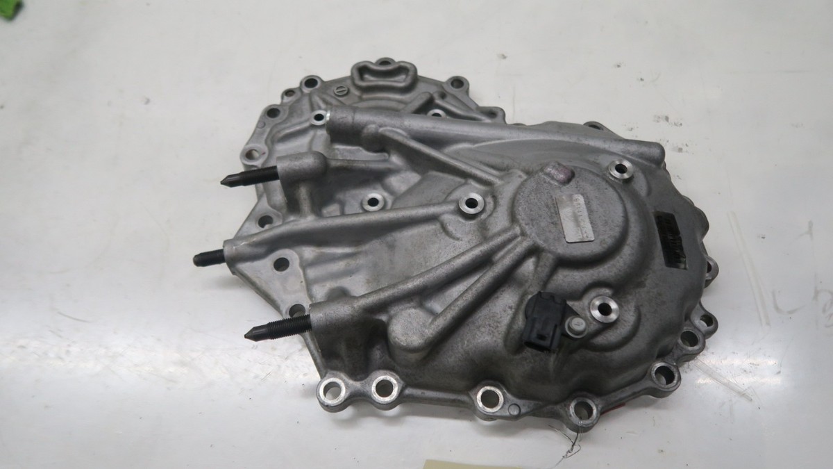 p様 2018-2025 Mitsubishi Eclipse Cross OEM Rear Transmission CVT Cover