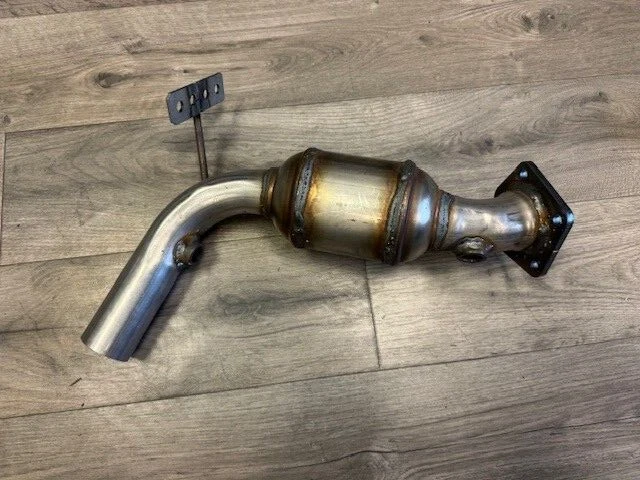 Ajuste: 1998-2000 Jaguar XJ8 4,0 L tracción trasera ajuste directo lado del pasajero convertidor catalítico! Foto 3 de 4