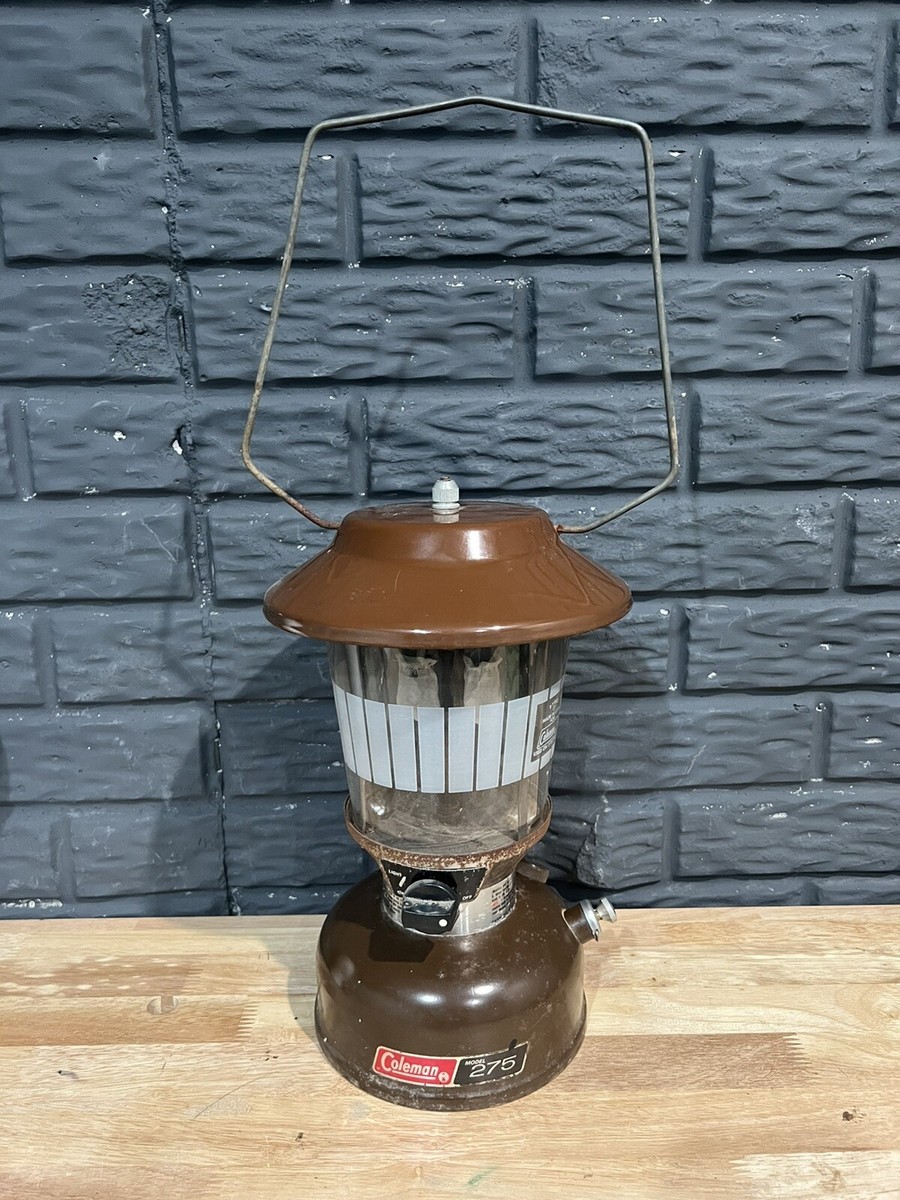 Vintage Coleman Lantern Model 275, 1 / 1979 with Clam Shell Case