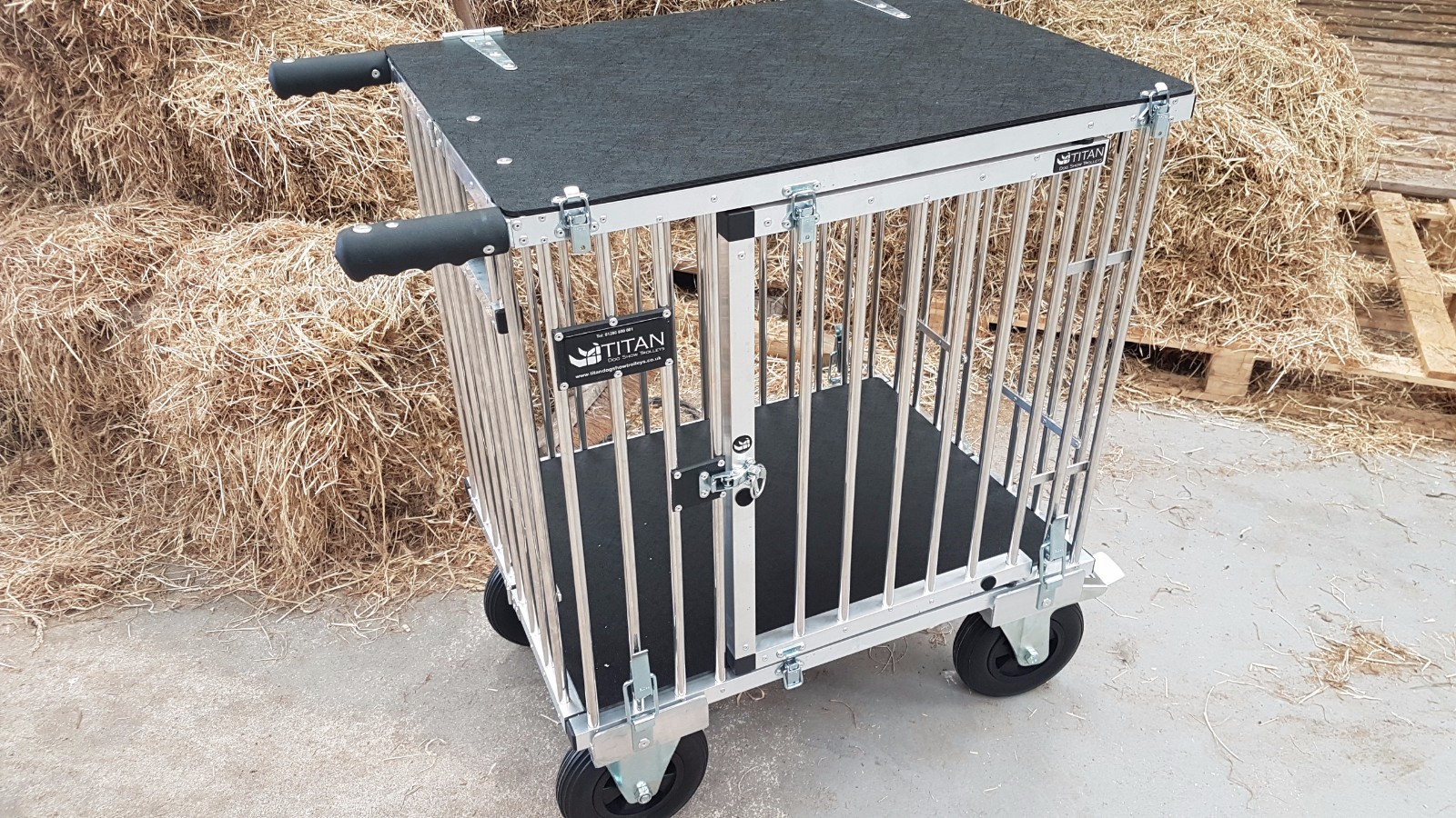 Titan 1 Berth MEDIUM Aluminium Dog Show Trolley with 8" All Terrain