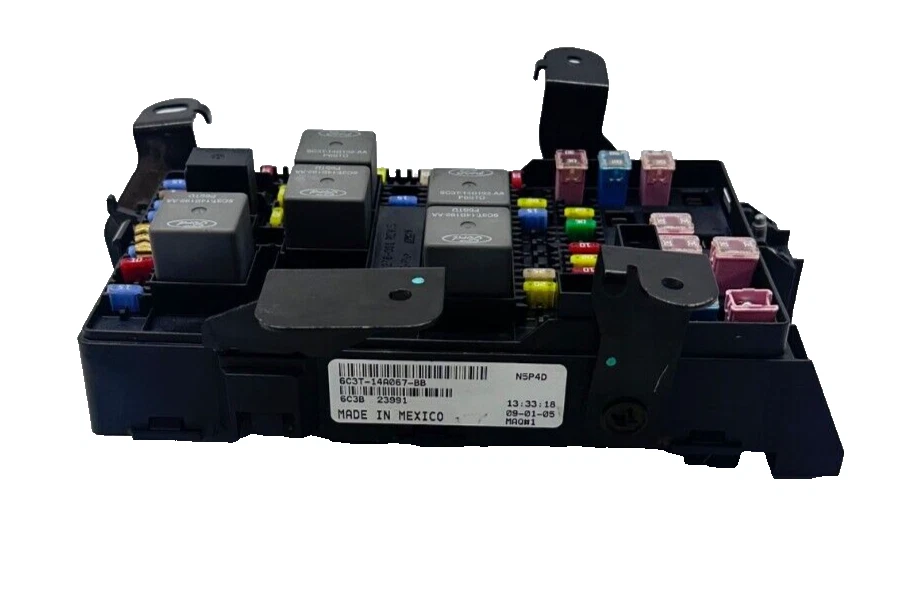 Ford F250 F350 Super Duty Excursion 2005 2006 caja de fusibles 6C3T-14A067-BB fabricante original Foto 4 de 4