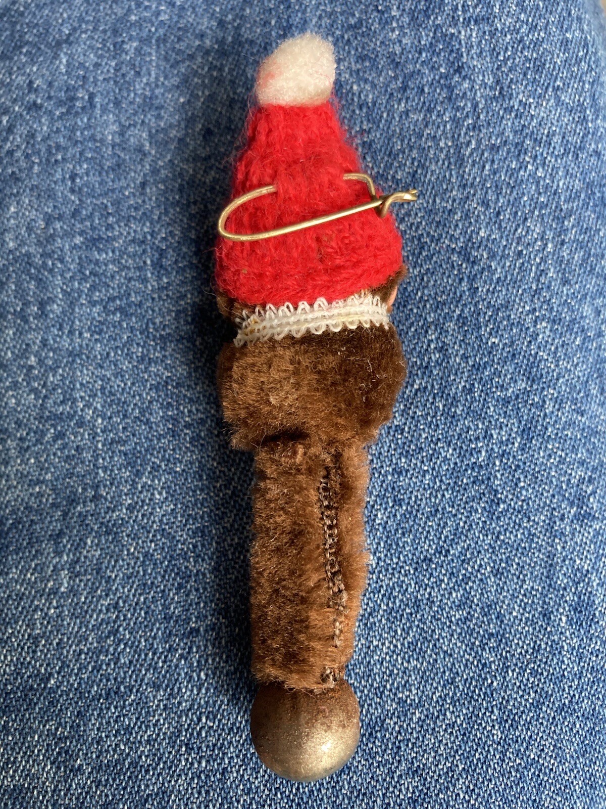Vintage Tiny Monchichi Mini Monkey Pin Wearing a … - image 9