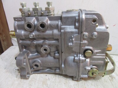 NOS Deutz F3L912  Fuel Pump No. 0400463140