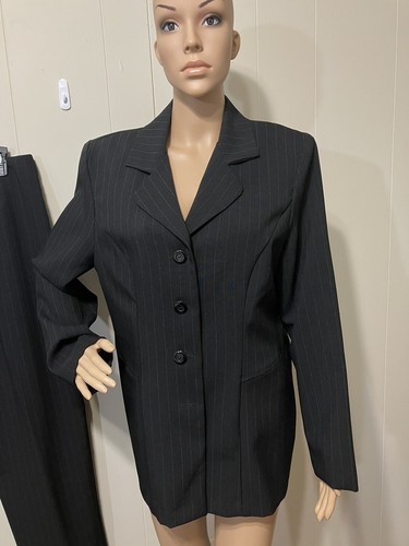 Tuta donna usata in ottime condizioni "Giorgio Fiorlini" poliestere/rayon 2 pezzi pin righe pantaloni taglia 14 - Foto 3 di 17