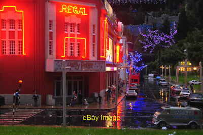 Foto 12x8 Torquay: Babbacombe Model Village - Regal Cinema Harry Potter c2011