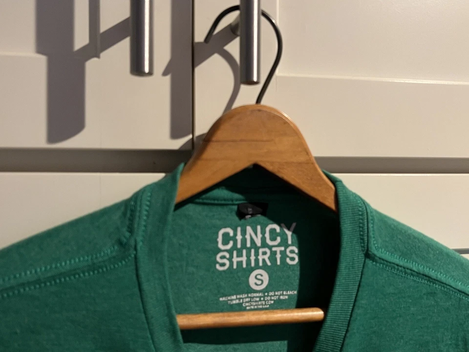 Cincinnati Reds Wade Miley Homage T-shirt Small Green Milwaukee Brewers - Image 3 of 4