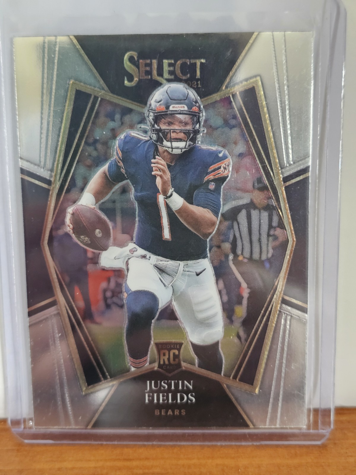 2021 Panini Select - Premier Level Justin Fields #150 (RC)