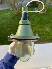 Lámpara Industrial Búnker Verde De Colección Steampunk Lámpara Colgante IP62 URSS 1990 Nueva de Lote Antiguo