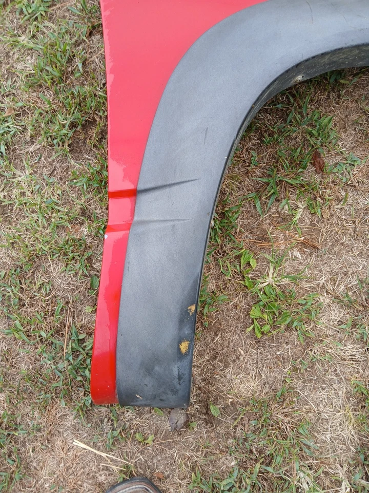 Passenger Fender Front Fits 88-02 CHEVROLET 1500 2500 PICKUP 2260432 - Image 2 of 4