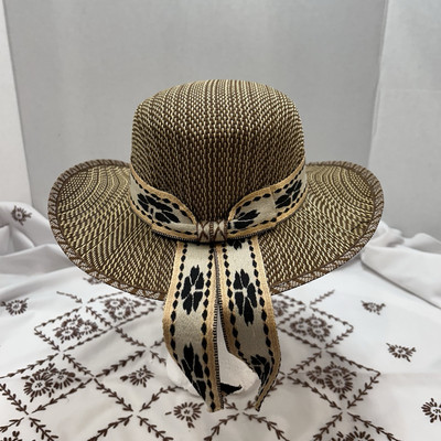 Little Girl s Sunday Wedding Party Hat With bow Size 2.  EUC+