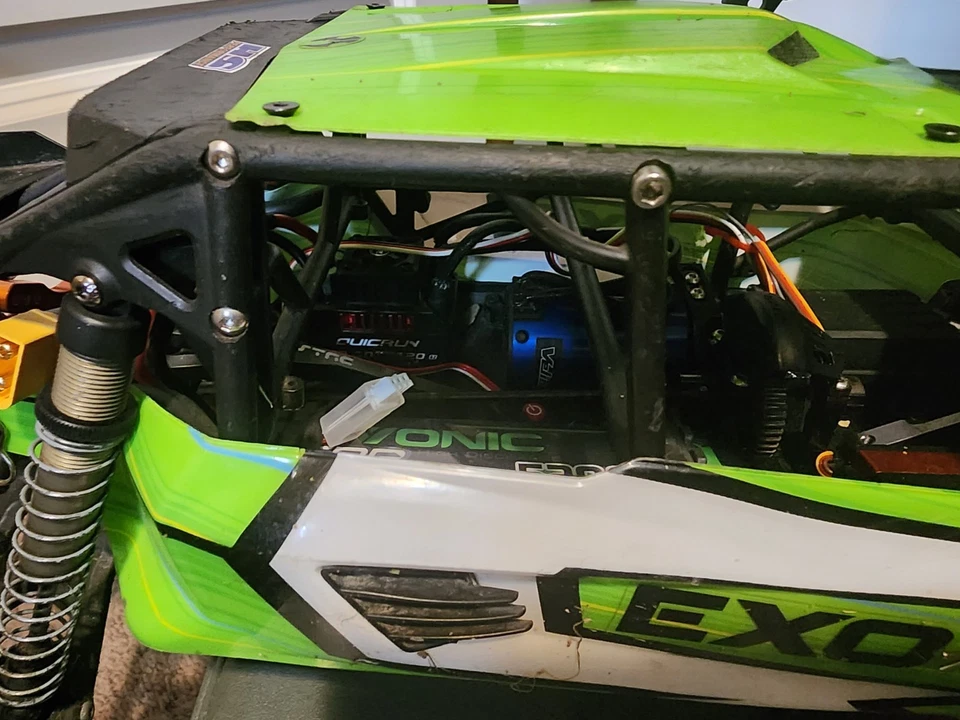 Coche de radiocontrol Axial EXO Terra Buggy RTR 1/10 4x4 Foto 3 de 4