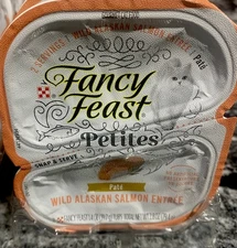 Fancy Feast Gourmet Pate Wet Cat Food, Petites Wild Alaskan Salmon Entree L@@K