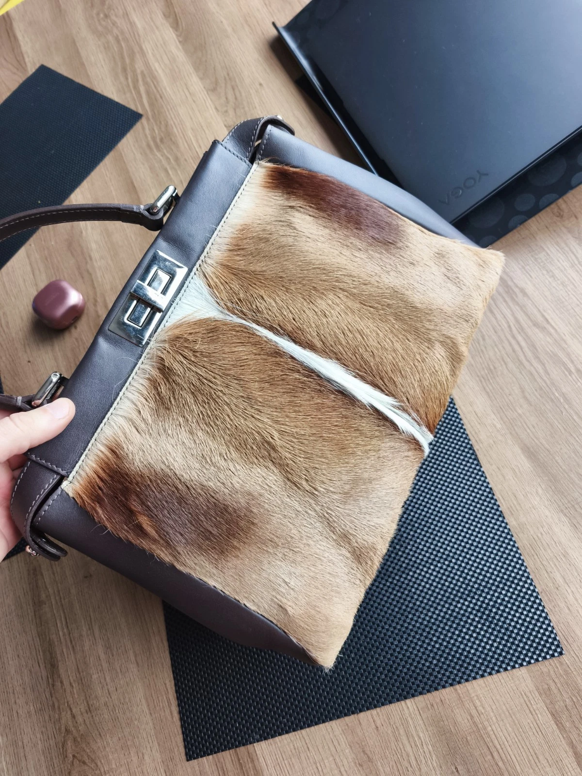 Fendi — Fendi Women Leather & Fur Top Handle Bag Brown Excellent Possible Antelope Fur