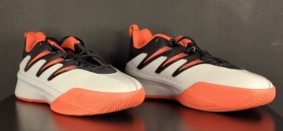 Size 11.5 Men Adidas Dame Certified 3 Low Top Gray JI1540