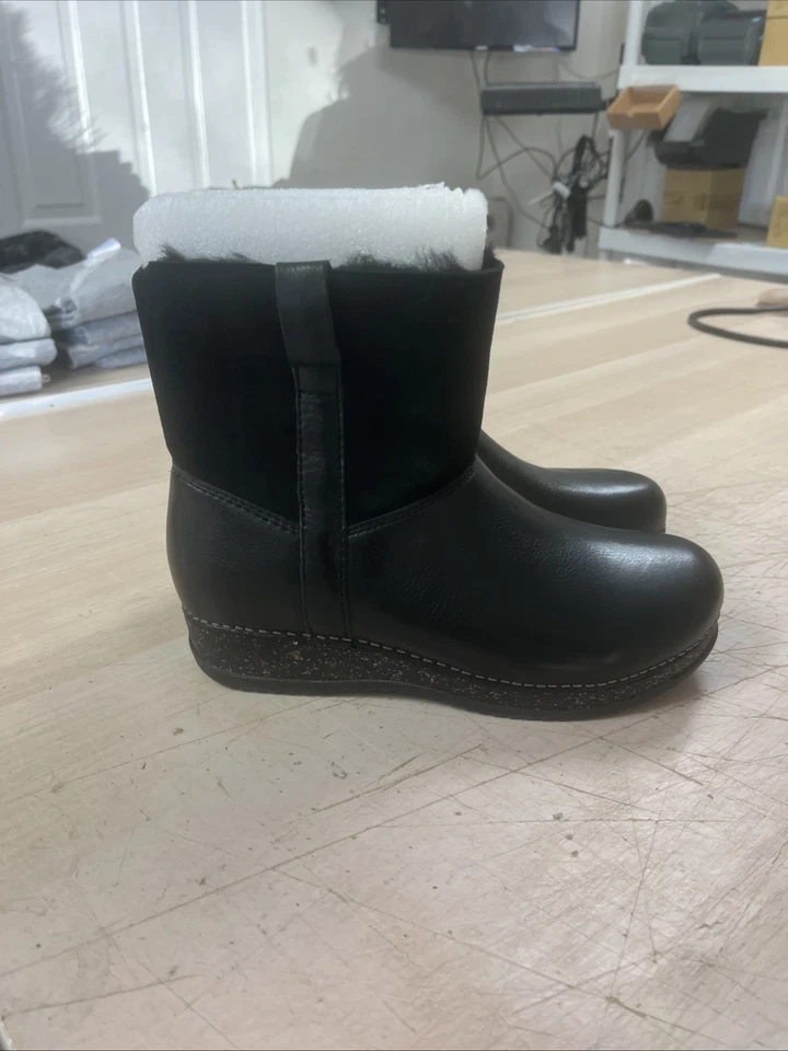 Botas Dansko para mujer Mckenzie cerosas fresadas negras 39 talla 8,5 9 sin caja Foto 2 de 4
