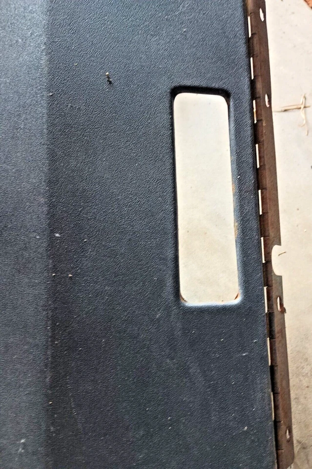 1973-77 Pontiac Grand Prix перчаточный ящик двери LOC-116 - Изображение 4 из 4