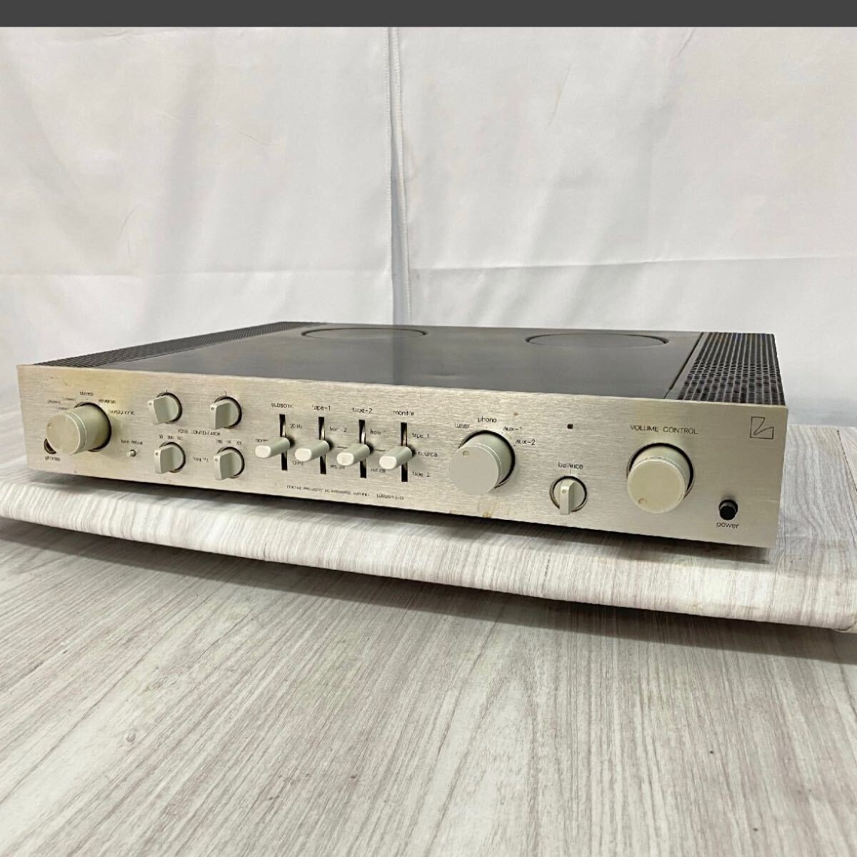 LUXMAN L-10 アンプ s-l1200.jpg