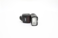 Nikon SB-700 Speedlight - Fair Condition; Base is cracked