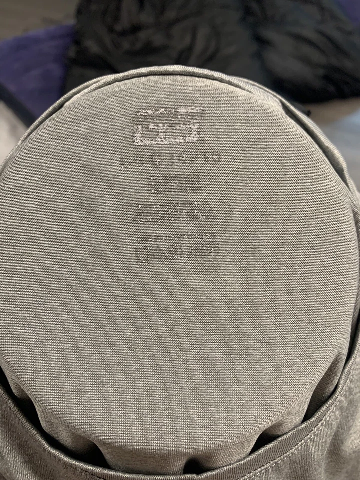 Notre Dame Youth Large Long Sleeve Shirt Heat Gear - Image 4 of 4