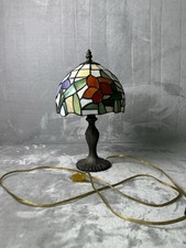 Tiffany Style Lamp with Stained Glass Shade read