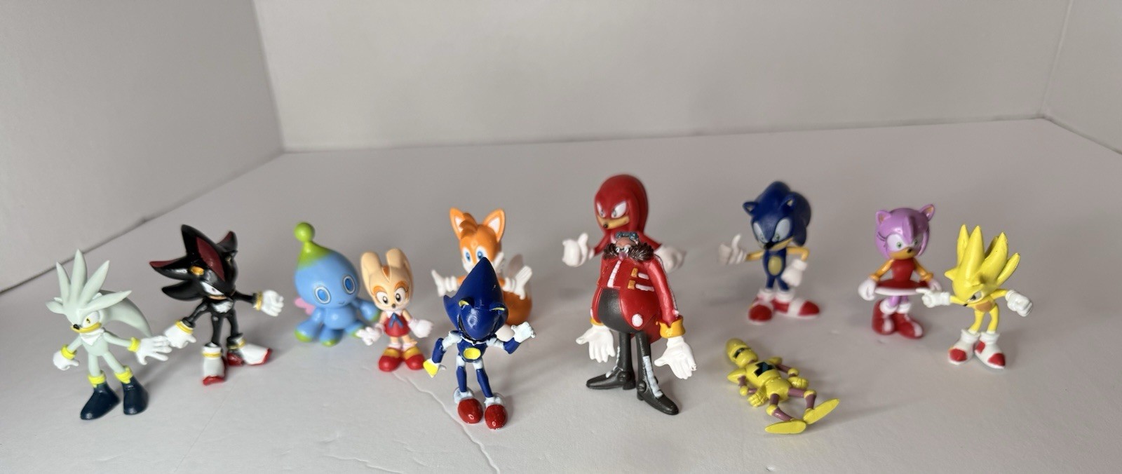 sonic the hedgehog figure Lot Of 12 Figures 2-2.5&rdquo;