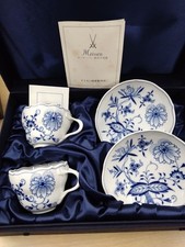 Meissen blue floral tea cup set