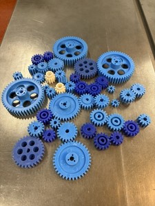 HUGE LOT NYLON SPUR GEARS WITH VARIOUS BORES AND "D" BORES 16 PITCH 20 DEG. P.A.