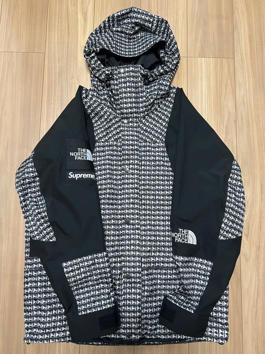 Veste légère de montagne cloutée Supreme / The North Face noire