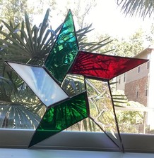 STAINED GLASS HANDCRAFTED FIVE POINTED STAR SUNCATCHER 7  X 7  