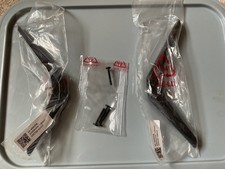 ORIGINAL TCL 40SF560-UK SF560-UK STAND WITH SCREWS FEET PAIR BASE NEW GENUINE