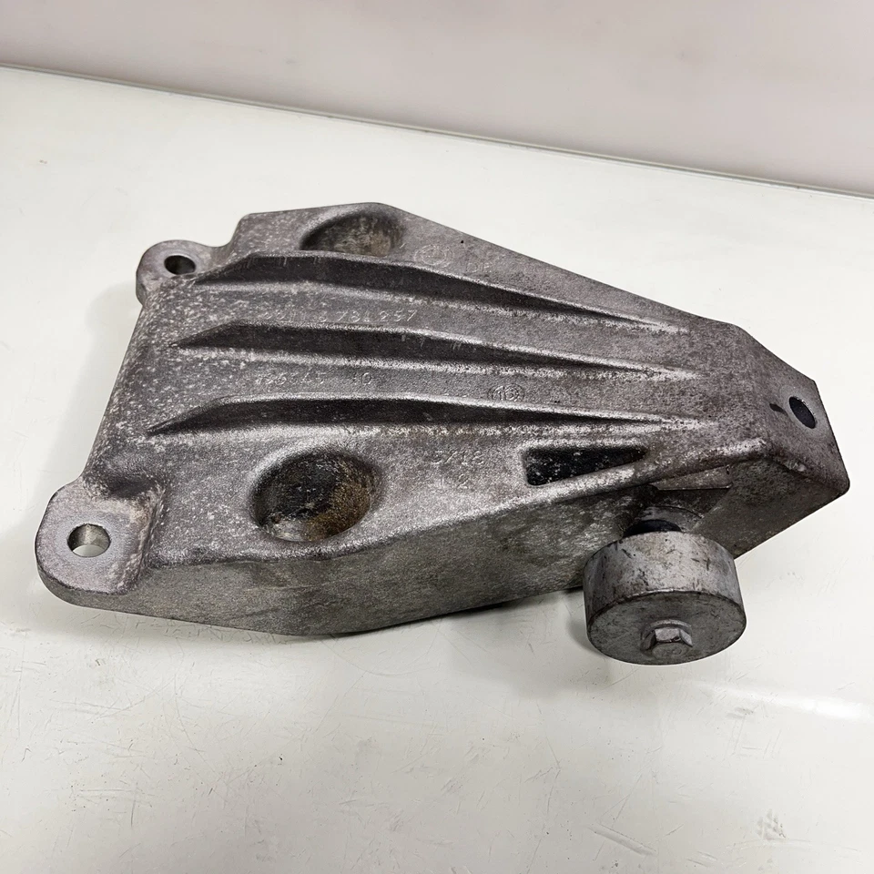 OEM 2011-2016 BMW 535I XDRIVE F10 3.0L N55 MOTOR DELANTERO IZQUIERDO SOPORTE MONTAJE Foto 2 de 4