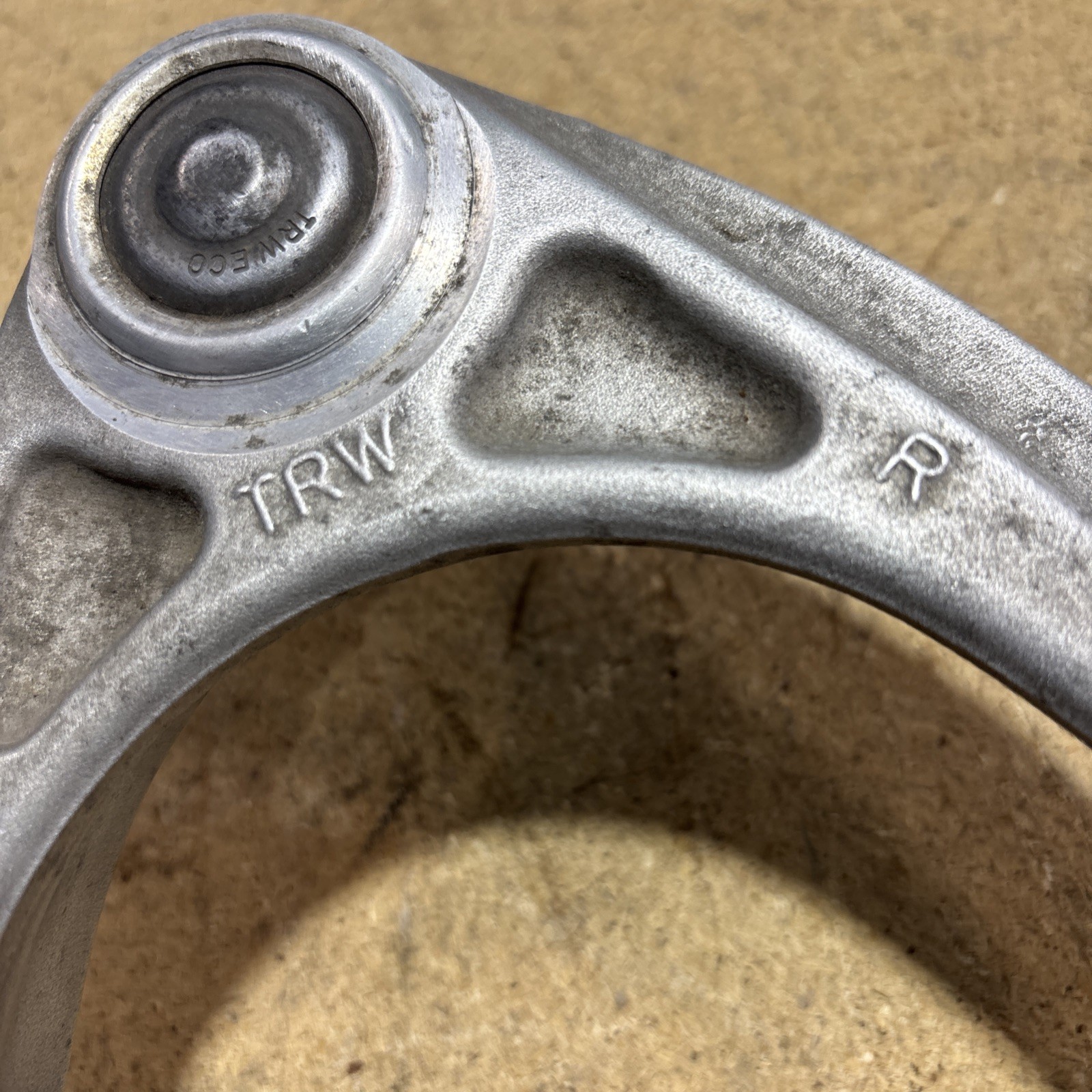 🏎️ Ferrari 458 / 488 GTB / F12 Front Right Upper Control Arm – PN #248760 
