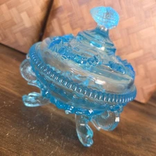 Westmoreland Argonaut Shell & Dolphin Aqua Footed Glass Candy Dish With Lid Blue