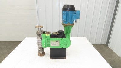 Pulsafeeder Pulsar 25H Hydraulic Diaphragm Metering Pump 17.5 GPH 1/2'' Flanged