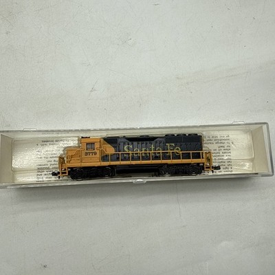 Life-Like N Scale EMD GP40 Diesel Locomotive Engine Santa Fe #3779
